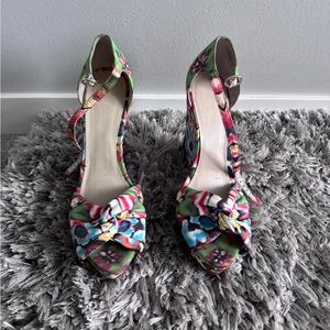 Nine West Floral Wedges. Sz 9.